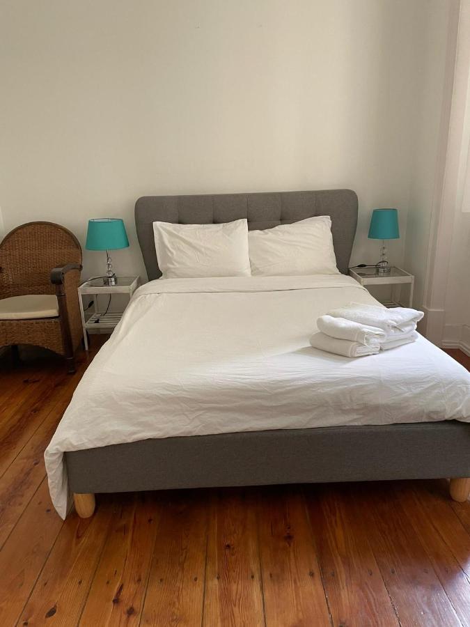 Groovy M2 R3 - Amazing Double With En-suite Bathroom Casa de hóspedes Lisboa