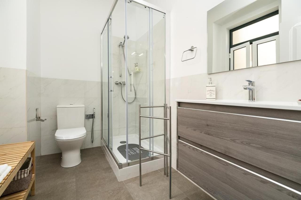 Groovy M2 R3 - Amazing Double With En-suite Bathroom Casa de hóspedes
